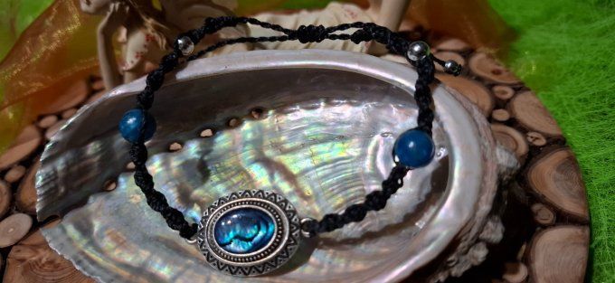 Abalone et apatite 