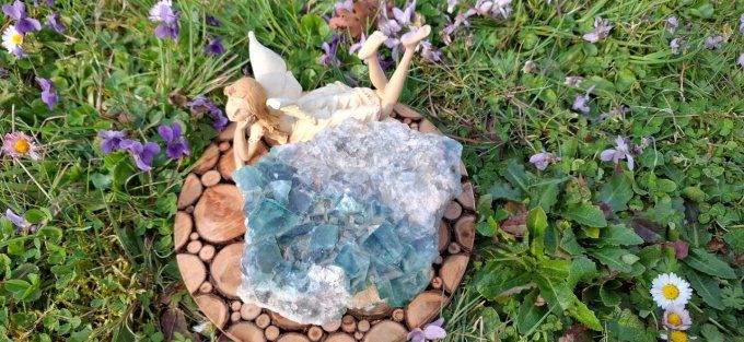 Fluorite cubique sur Gangue