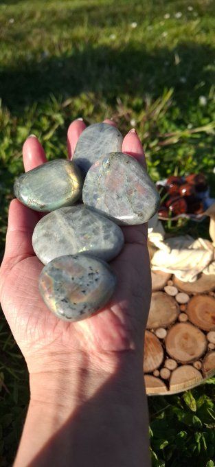 Pierre plate Labradorite Violette